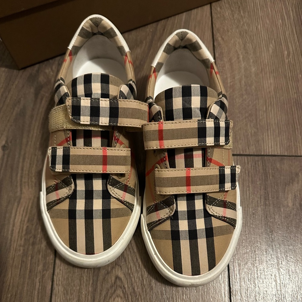 Kids Burberry Sneakers